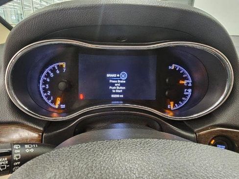 Used 2018 Jeep Grand Cherokee Limited w/ Trailer Tow Group IV image 13