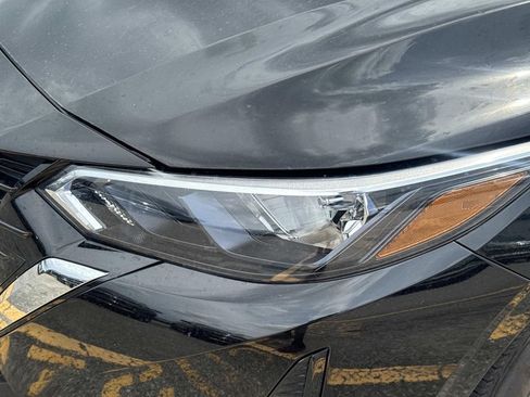 Used 2024 Nissan Sentra SV FWD image 11