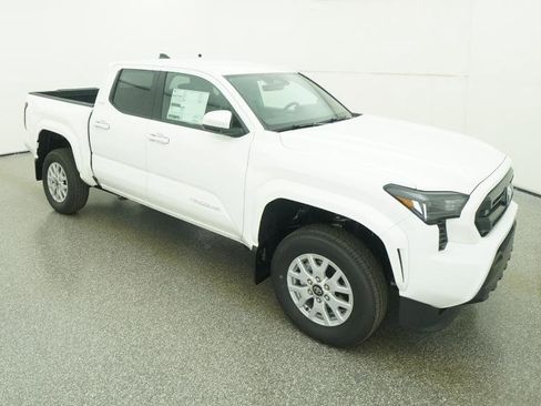 New 2026 Toyota Tacoma SR5 image 35