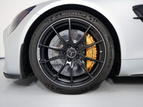 Used 2020 Mercedes-Benz AMG GT R image 9