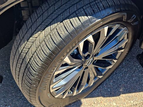 Certified 2025 Nissan Rogue Platinum w/ Platinum Premium Package image 33