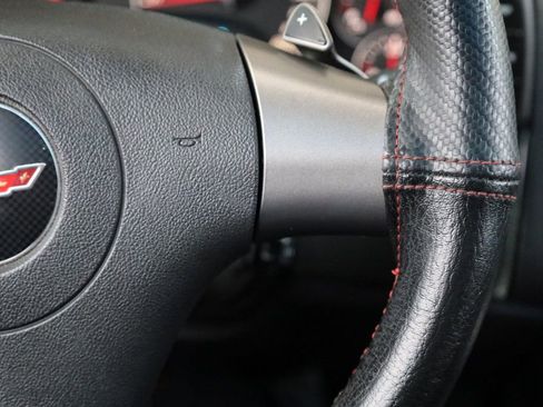 Used 2006 Chevrolet Corvette Coupe w/ Preferred Equipment Group image 22