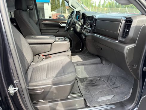 Used 2023 Chevrolet Silverado 1500 RST image 6