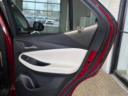 Used 2024 Buick Encore GX Avenir w/ Avenir Convenience Package image 16