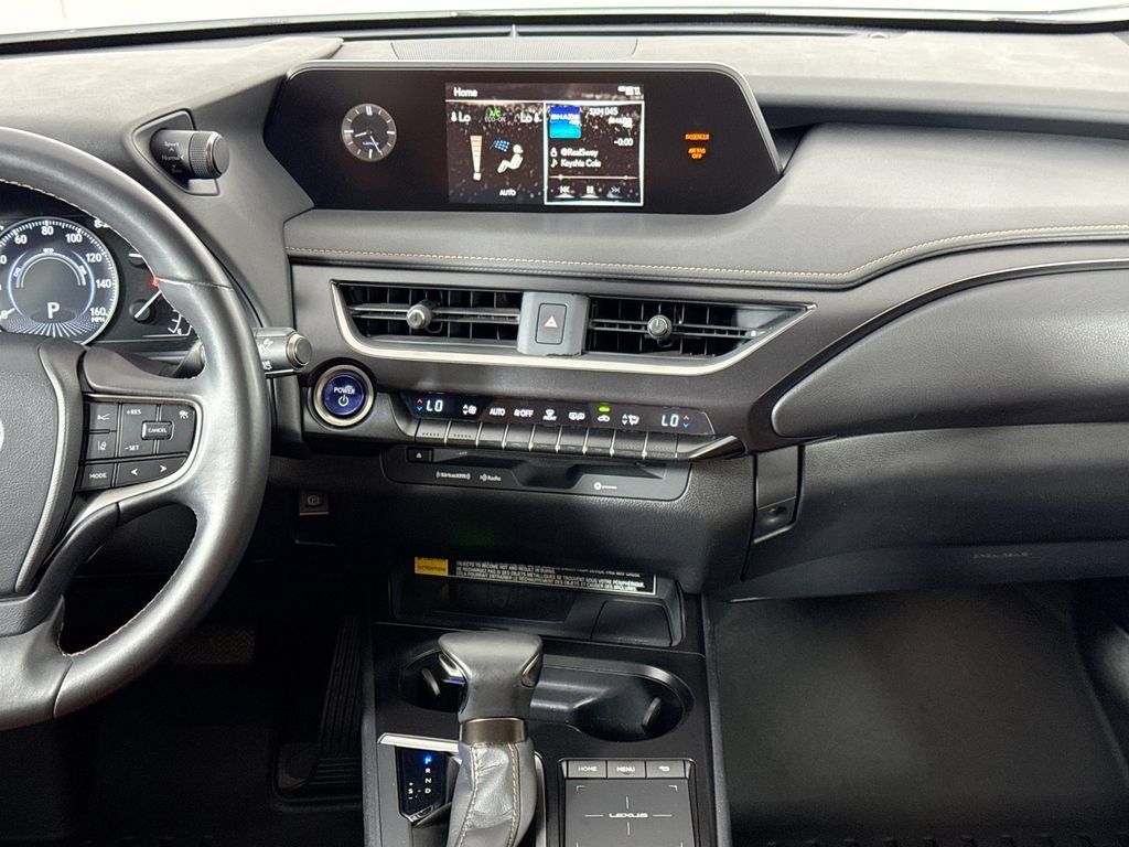 Used 2022 Lexus UX 250h w/ Accessory Package (Z2) AWD/4WD image 14
