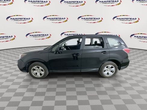 Used 2018 Subaru Forester 2.5i AWD/4WD image 5