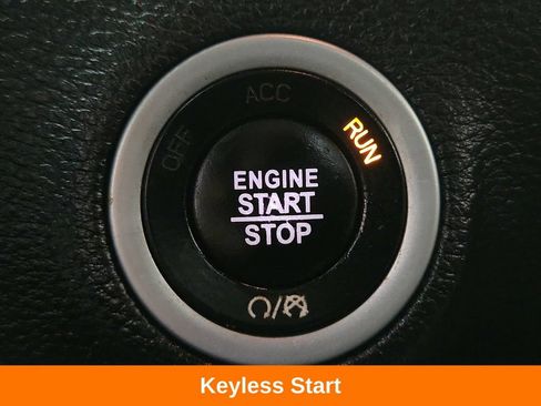 Used 2022 Dodge Challenger GT AWD/4WD image 15