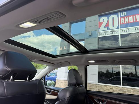 Used 2021 Subaru Ascent Touring AWD/4WD image 6