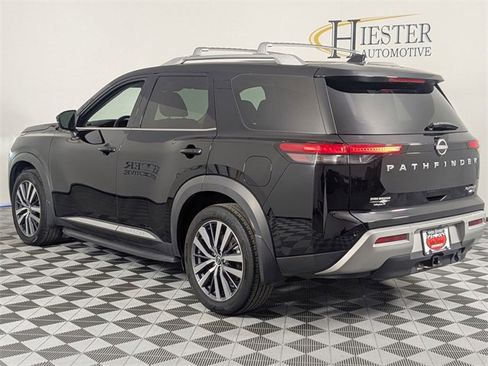 Used 2022 Nissan Pathfinder Platinum w/ Cargo Package image 5