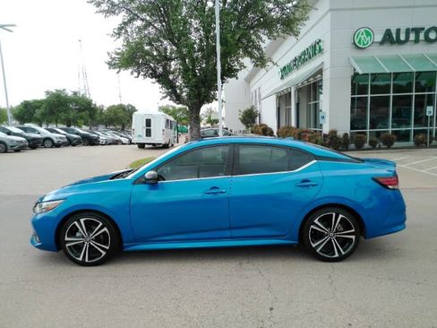 Used 2020 Nissan Sentra SR FWD image 12