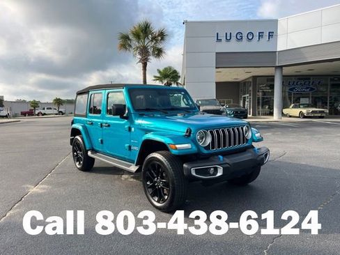 Used 2024 Jeep Wrangler Unlimited Sahara w/ Technology Group AWD/4WD image 1