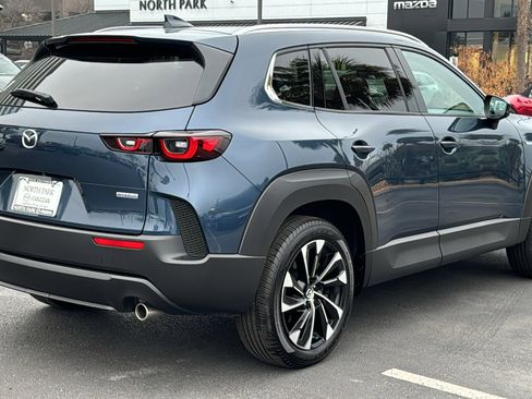 Certified 2025 MAZDA CX-50 2.5 Hybrid w/ Premium Plus Pkg image 8