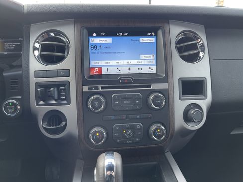 Used 2016 Ford Expedition King Ranch image 25