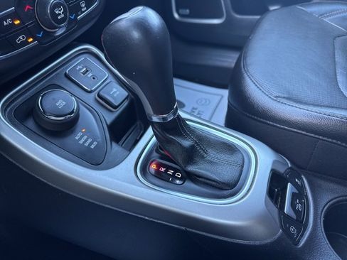 Used 2020 Jeep Compass High Altitude image 24