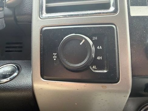 Used 2015 Ford F150 Lariat w/ Equipment Group 501A Mid AWD/4WD image 38