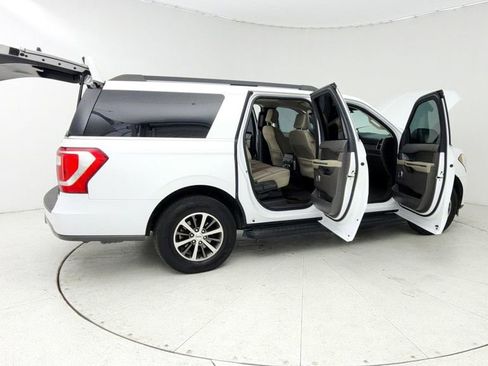 Used 2020 Ford Expedition Max XLT image 13