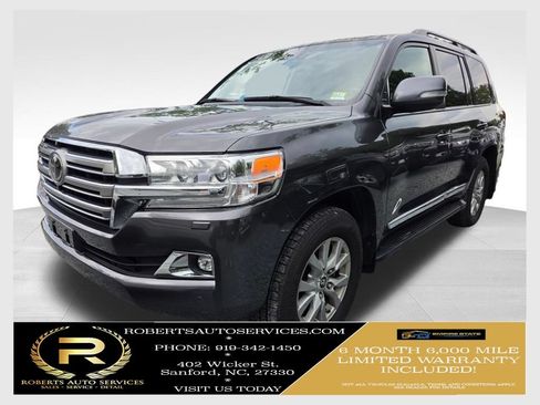 Used 2017 Toyota Land Cruiser AWD/4WD image 1