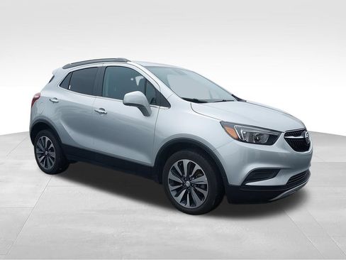 Used 2022 Buick Encore Preferred w/ Safety Package FWD image 3