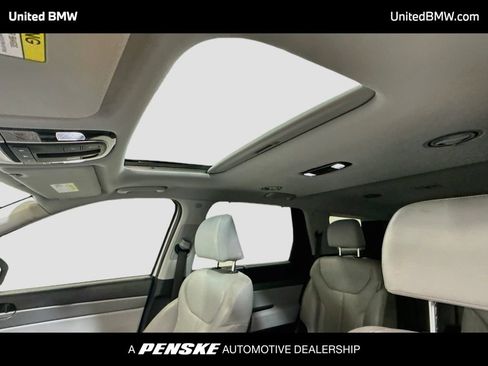 Used 2022 Hyundai Palisade SEL w/ Premium Package FWD image 12