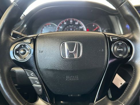 Used 2017 Honda Accord Sport image 21