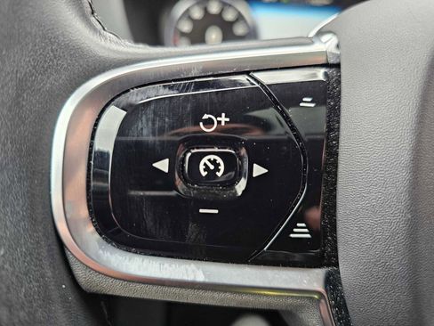 Used 2021 Volvo XC60 T5 Inscription w/ Advanced Package image 38