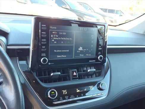 Used 2022 Toyota Corolla Cross XLE image 20