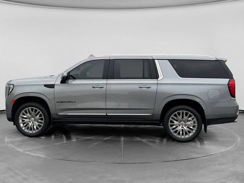 Used 2023 GMC Yukon XL Denali w/ Denali Reserve Package AWD/4WD image 6