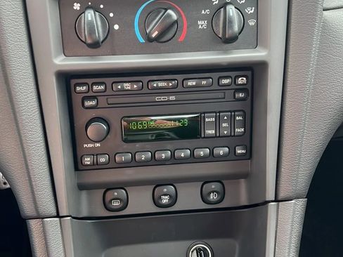 Used 2002 Ford Mustang GT RWD image 26