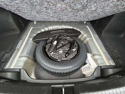 Used 2023 Chevrolet Malibu LT image 16