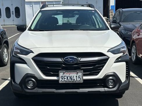 Used 2023 Subaru Outback AWD/4WD image 3