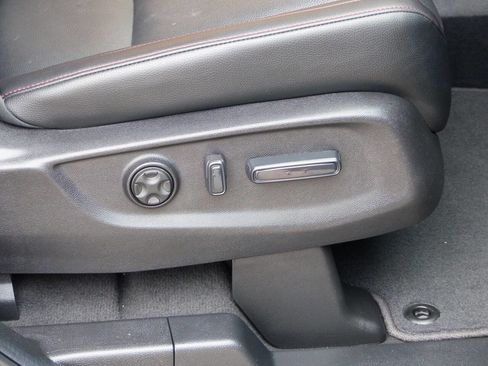 Used 2025 Honda Odyssey Sport-L image 45