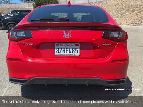 Used 2022 Honda Civic Sport image 7