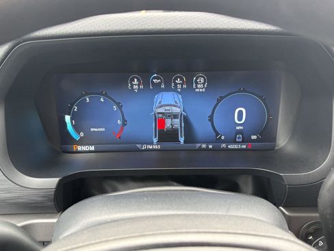 Used 2024 Ford F150 XL image 9