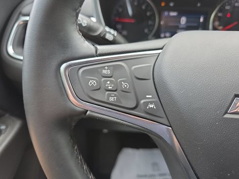 Used 2024 Chevrolet Equinox LT FWD image 21