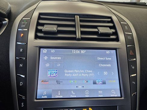 Used 2020 Lincoln MKZ Reserve w/ Monochromatic Package AWD/4WD image 23