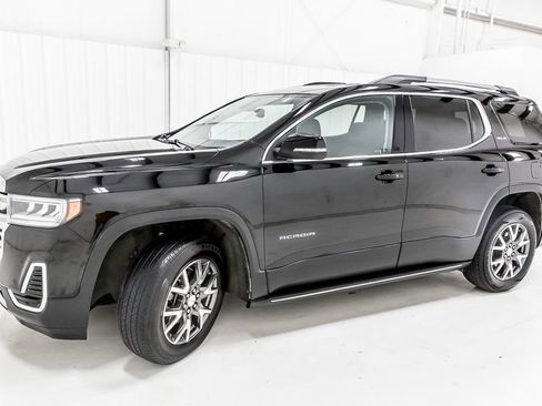 Used 2023 GMC Acadia SLE w/ Driver Convenience Package AWD/4WD image 3
