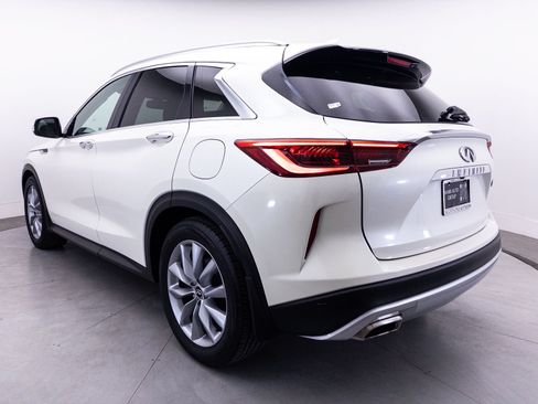 Used 2019 INFINITI QX50 Luxe w/ Cargo Package FWD image 14