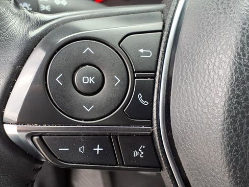 Used 2020 Toyota Camry XSE image 32