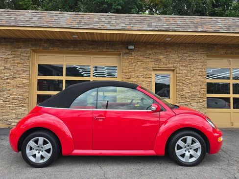 Used 2004 Volkswagen Beetle GLS FWD image 8