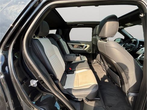 Used 2022 Land Rover Discovery Sport SE R-Dynamic image 42