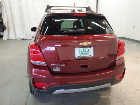 Used 2017 Chevrolet Trax LT w/ LT Convenience Package image 5