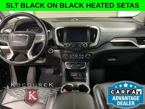 Used 2024 GMC Terrain SLT AWD/4WD image 13