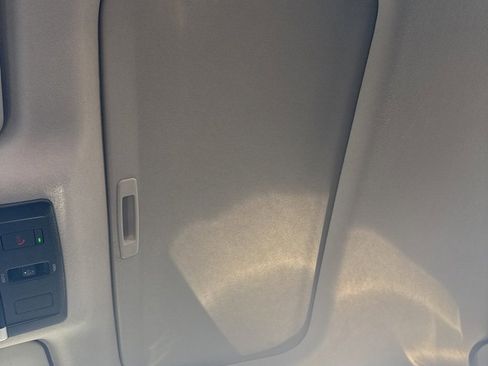 Certified 2023 Nissan Sentra SR w/ SR Premium Package image 31