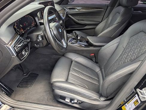 Used 2021 BMW 530i w/ Convenience Package RWD image 26