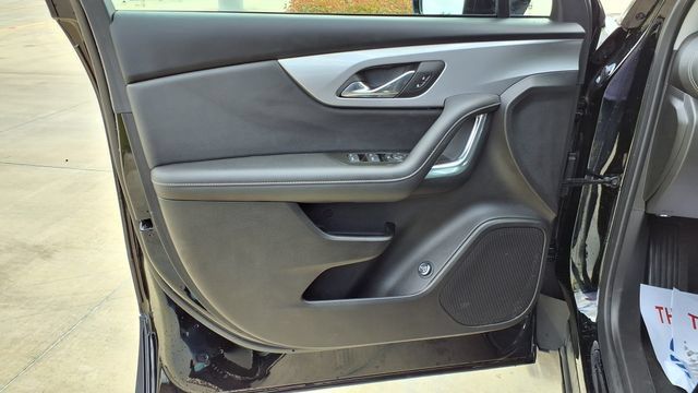 Used 2024 Chevrolet Blazer LT w/ Convenience Package FWD image 12