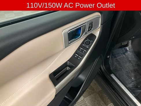 Certified 2023 Ford Explorer Limited w/ Equipment Group 301A image 13