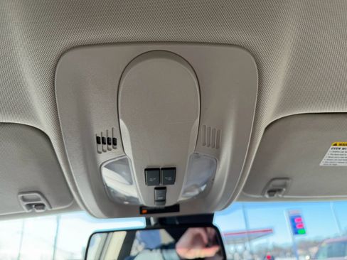 Used 2011 GMC Terrain SLE image 22