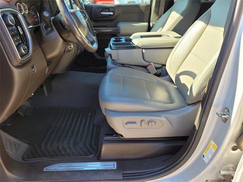 Used 2020 Chevrolet Silverado 1500 LTZ w/ Z71 Off-Road Package image 17