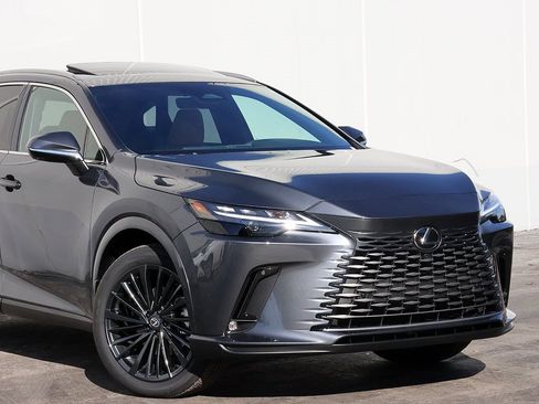 New 2026 Lexus RX 350h image 2