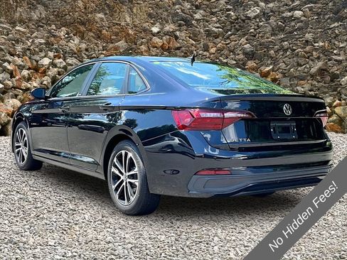 Used 2023 Volkswagen Jetta Sport FWD image 10